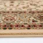 Traditional Cream Bordered Round Rug3