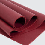 Yoga Studio (Eyeletted) Oeko-Tex Original Sticky Yoga Mat 4.5mm2